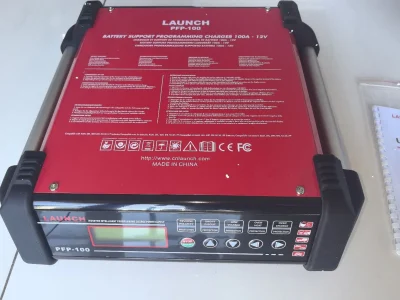 جهاز LAUNCH PFP-100 – شاحن بطارية احترافي وبرمجة فلاش متقدمة